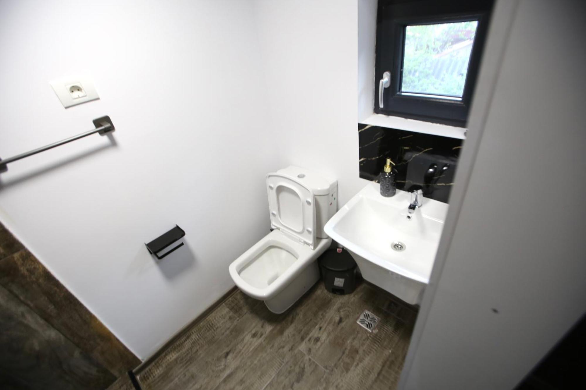 Casa Kevin Hotell Năvodari Exteriör bild
