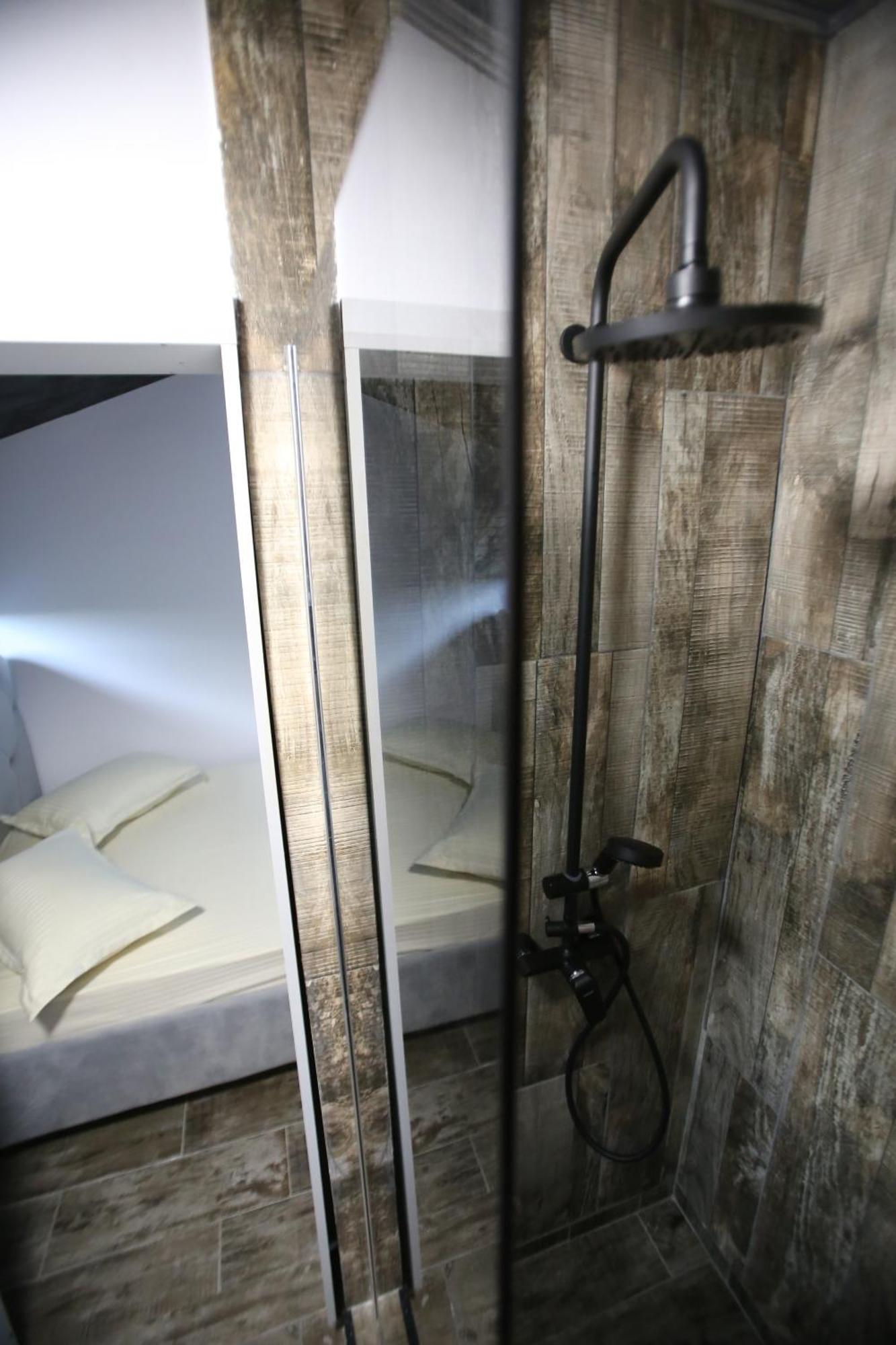 Casa Kevin Hotell Năvodari Exteriör bild