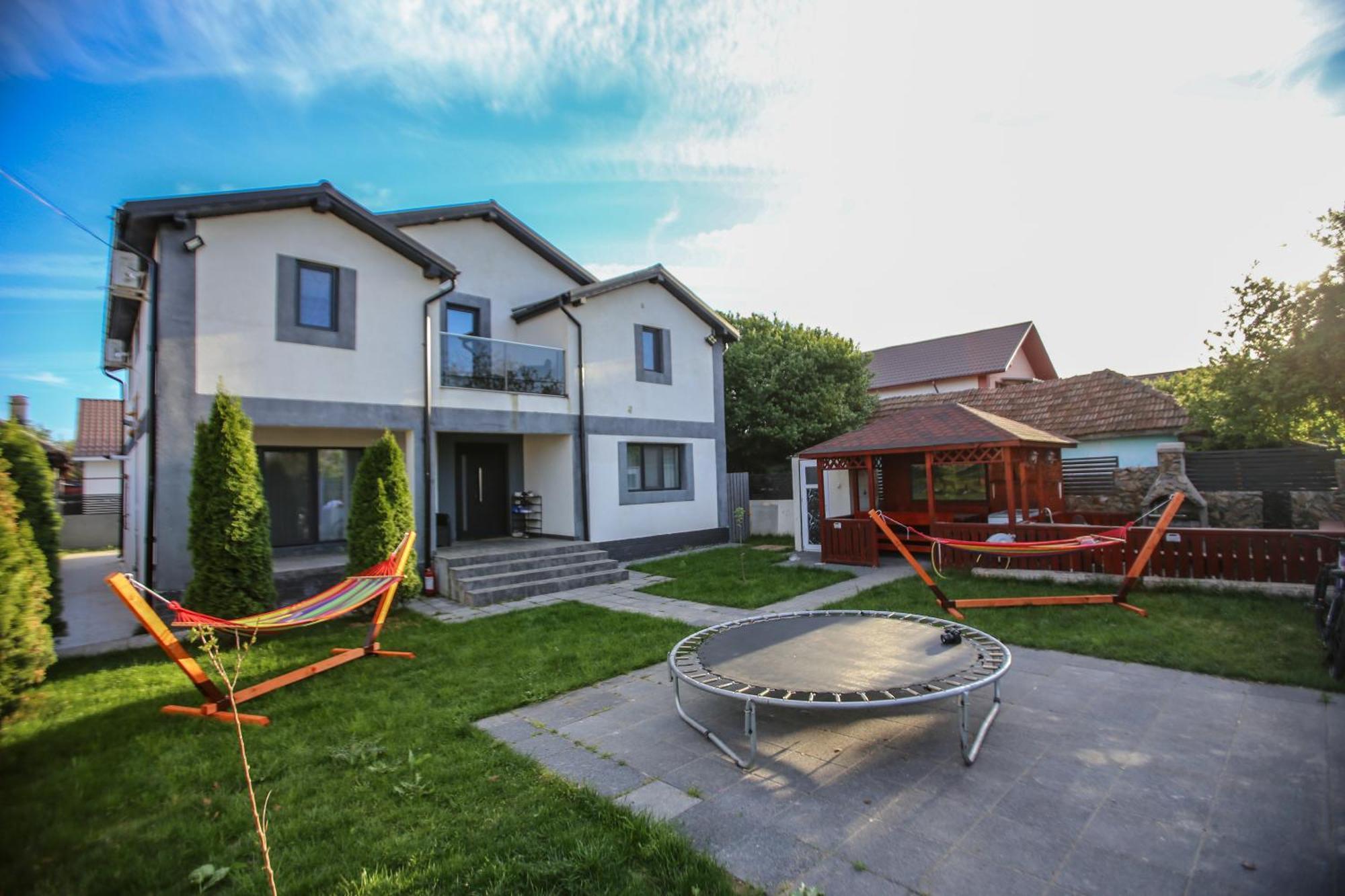 Casa Kevin Hotell Năvodari Exteriör bild