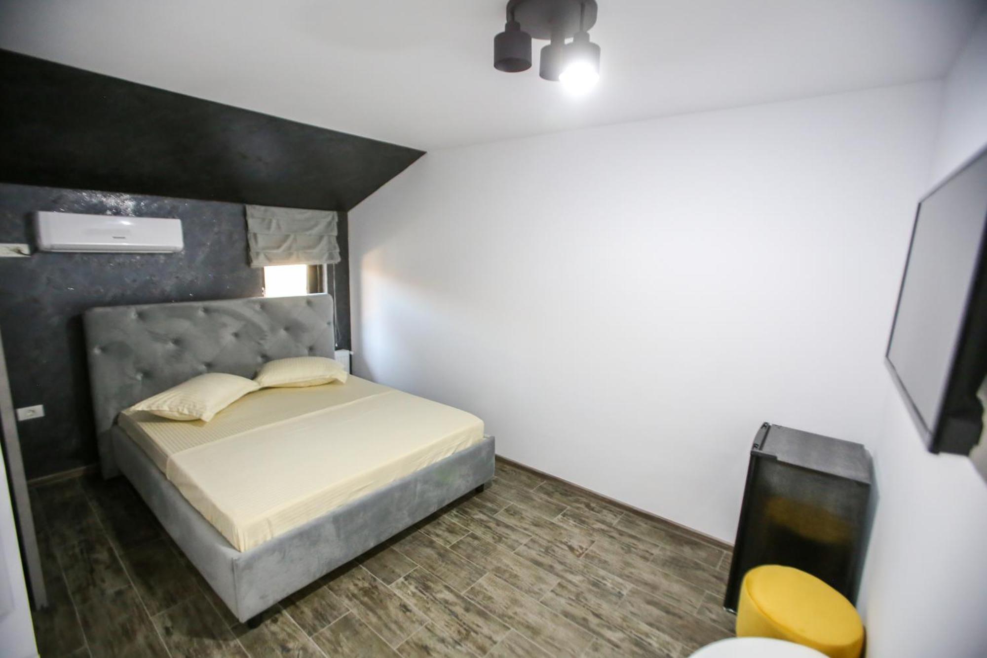 Casa Kevin Hotell Năvodari Exteriör bild