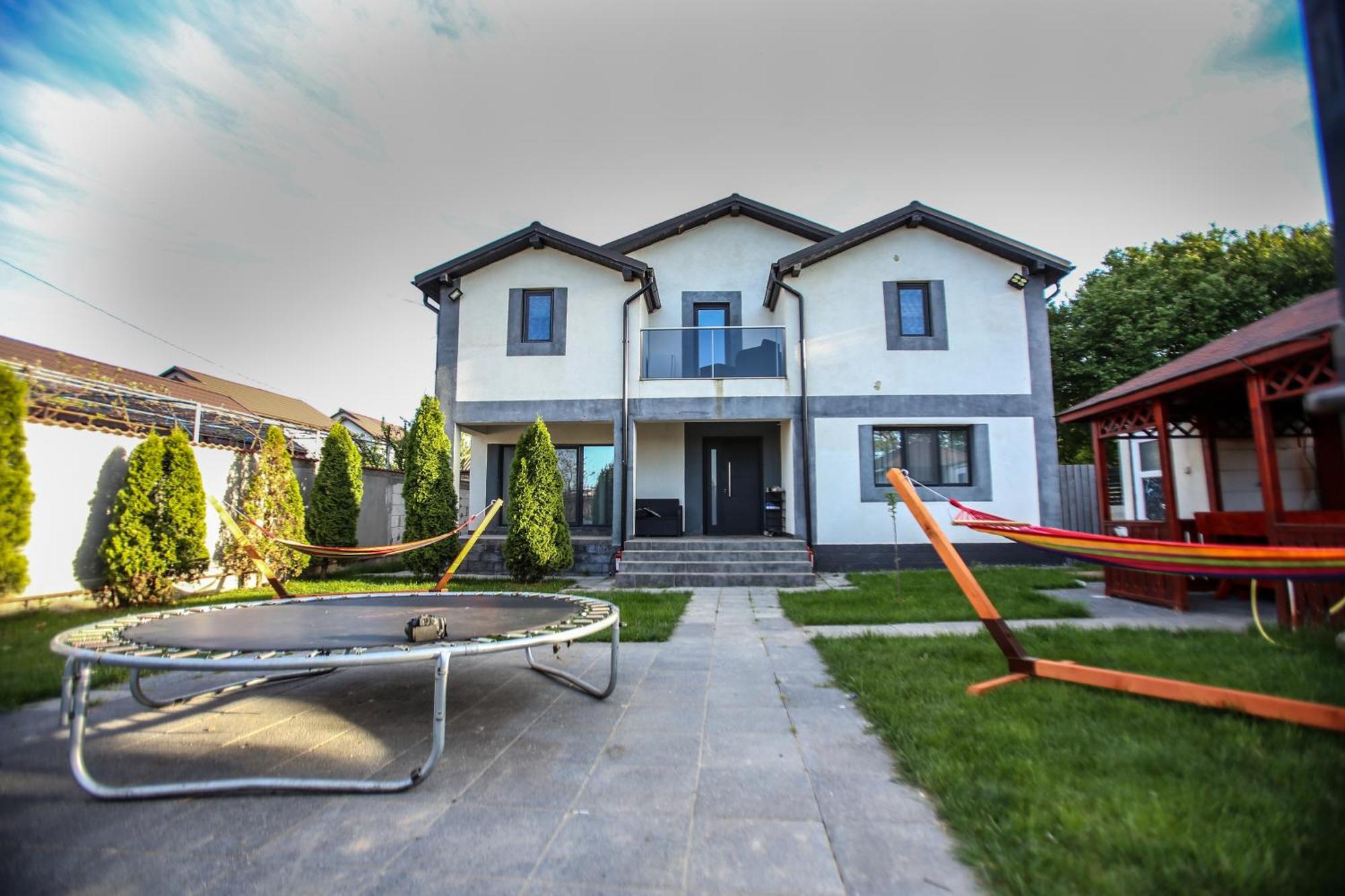 Casa Kevin Hotell Năvodari Exteriör bild