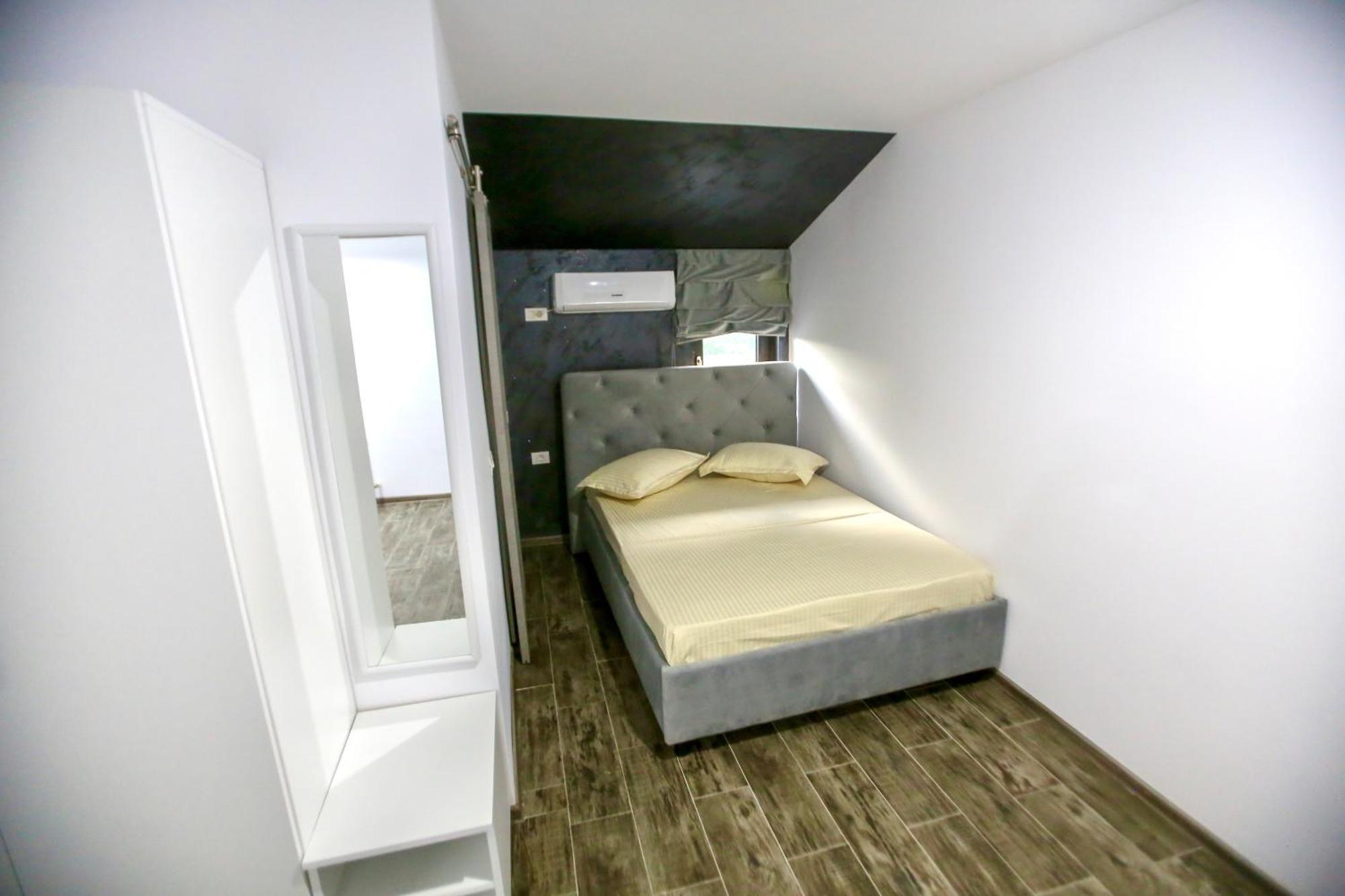 Casa Kevin Hotell Năvodari Exteriör bild