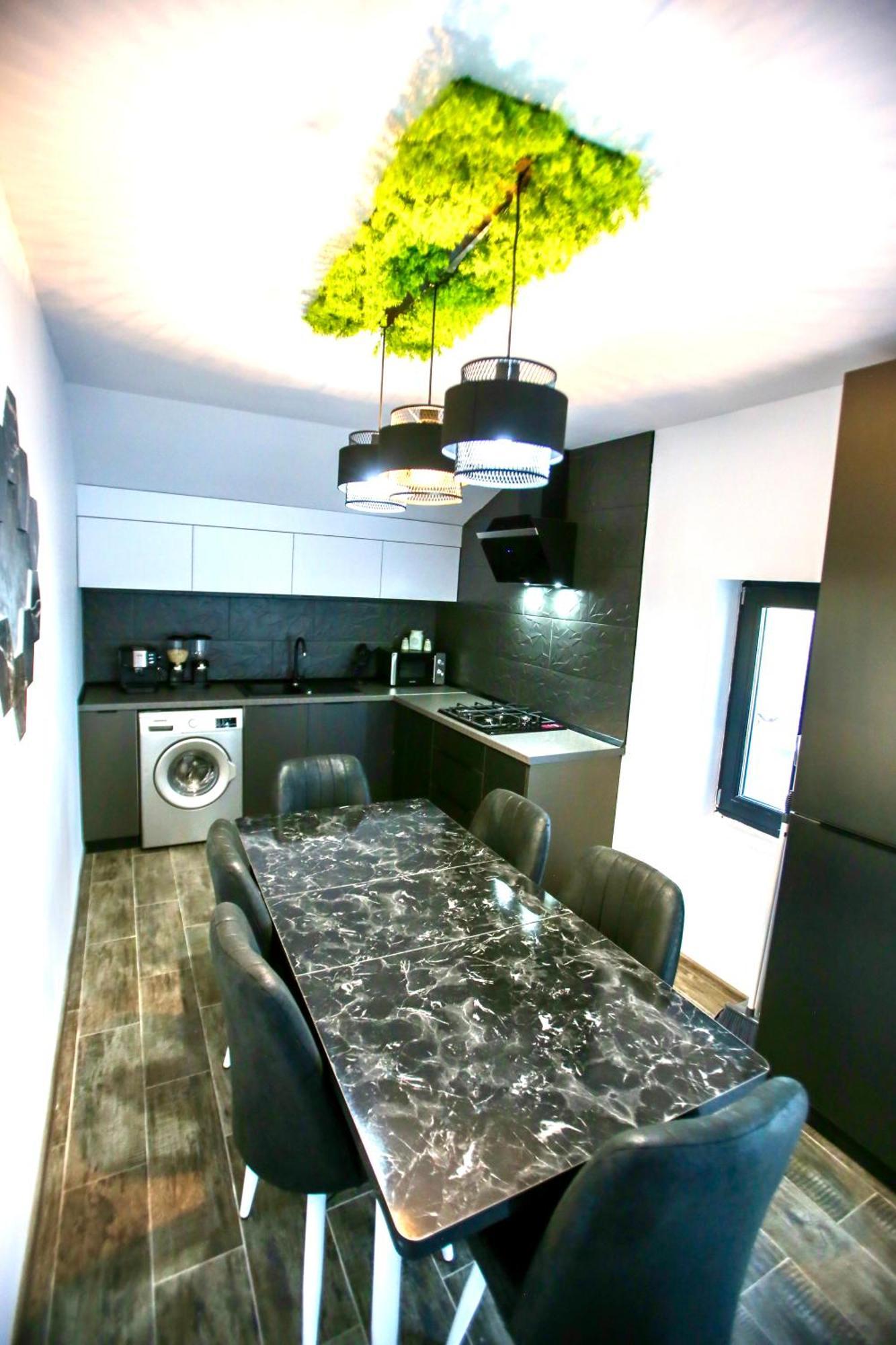 Casa Kevin Hotell Năvodari Exteriör bild